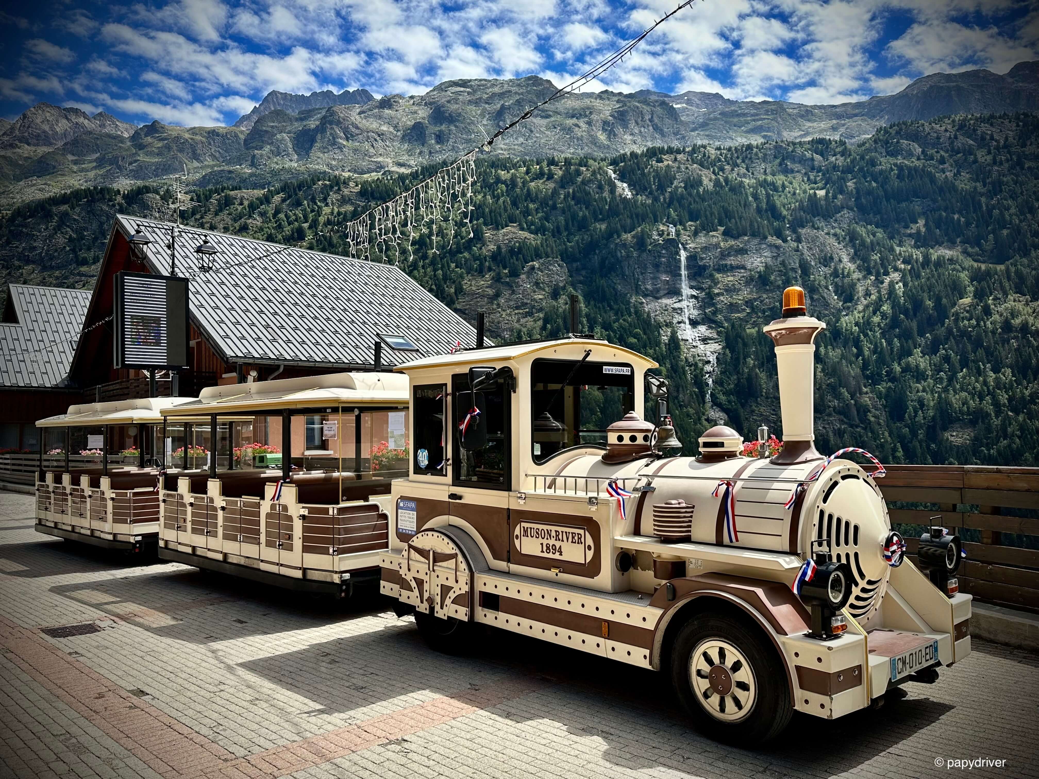 SFAPA Location de petits trains touristiques dans toute la France