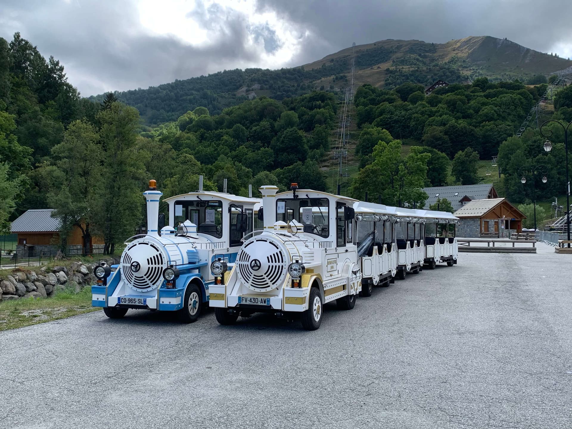 Electric petit train rental for historic city center