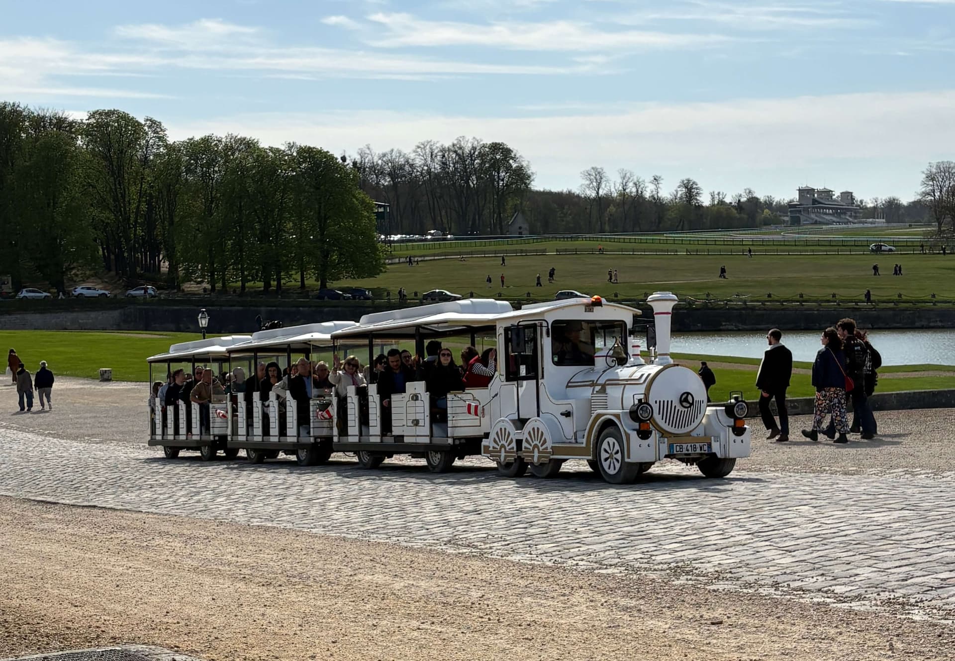 Petit train touristique à Chantilly