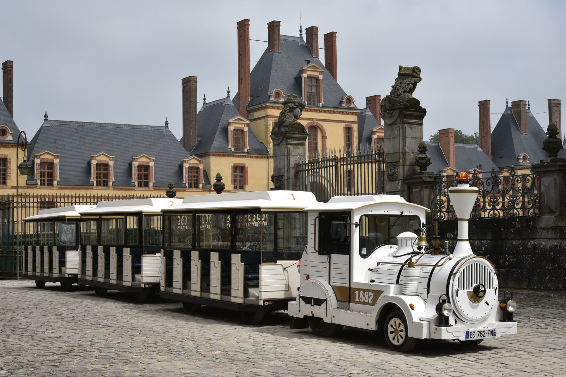 The Fontainebleau Little Train