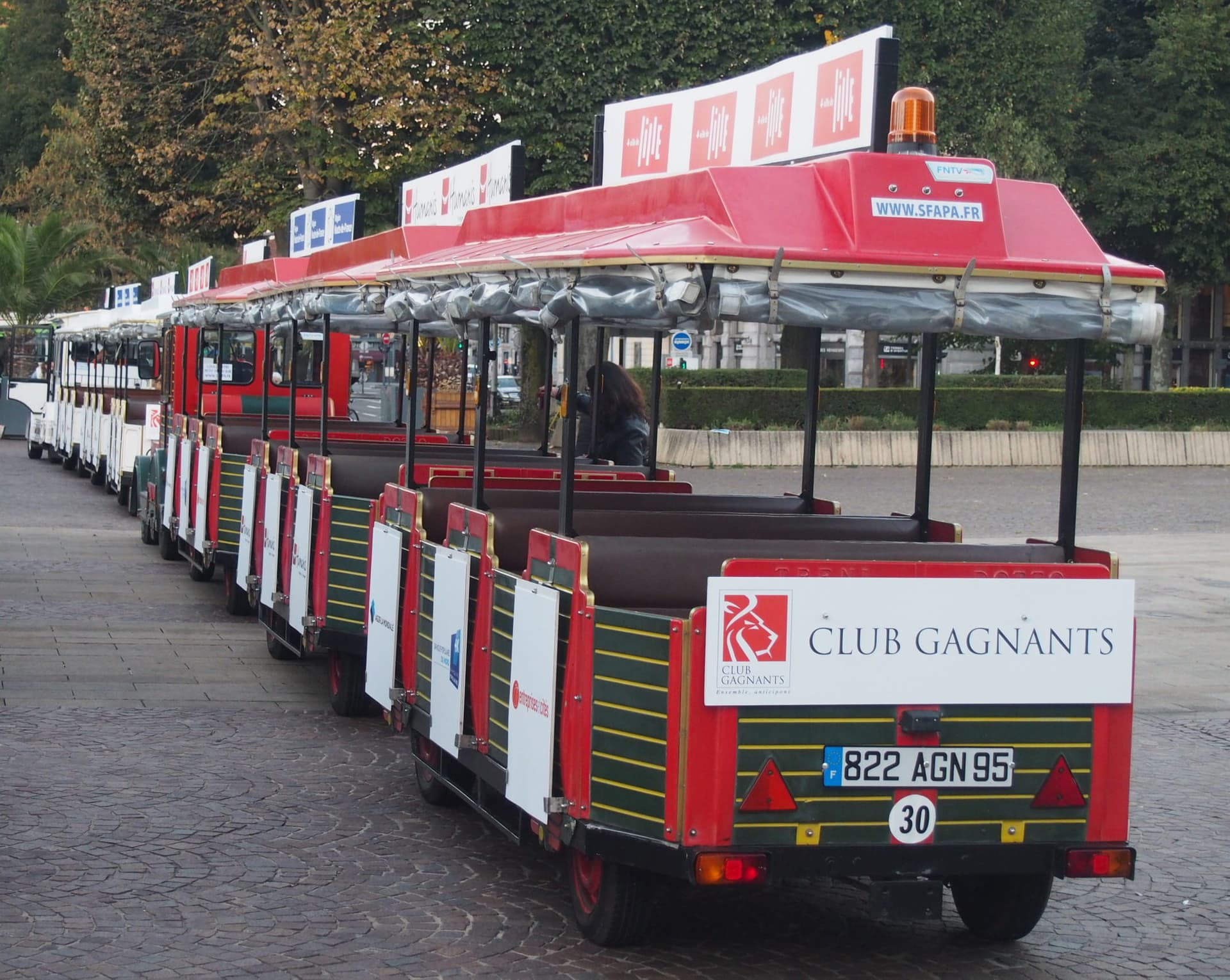 petit train lille 47