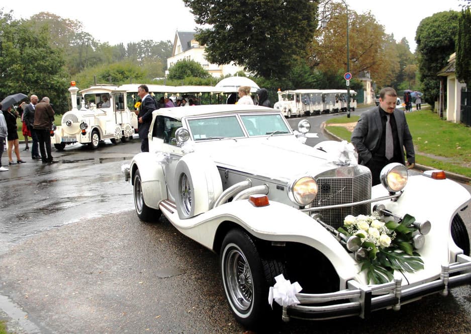 Petit train décoré pour un mariage de prestige